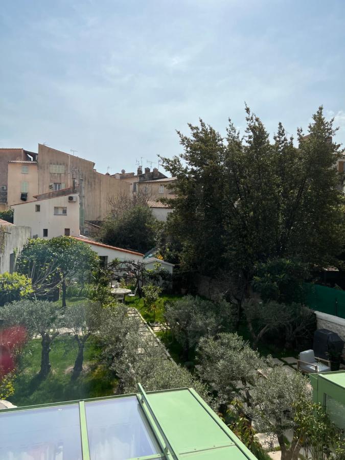 Amazing New Property In The Heart Of The Old Town Of Antibes Exterior foto